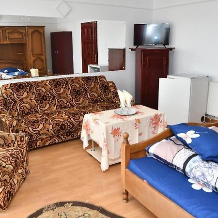 Hostel Casa Simescu I Caransebeş Zewnętrze zdjęcie
