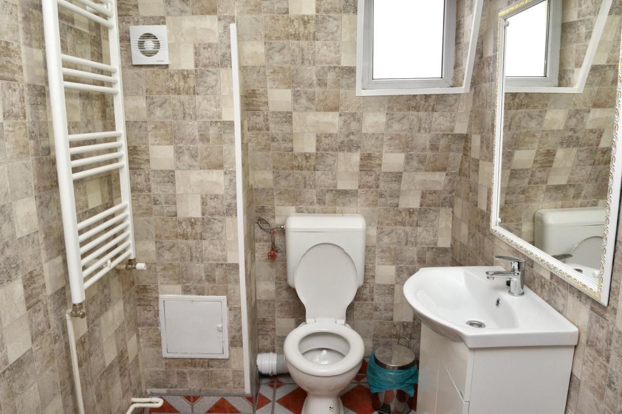 Hostel Casa Simescu I Caransebeş Zewnętrze zdjęcie