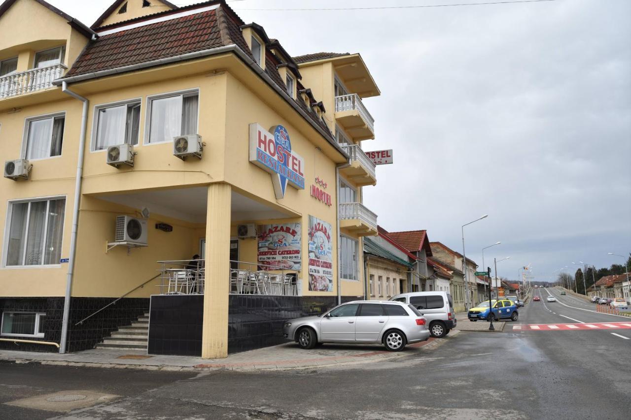 Hostel Casa Simescu I Caransebeş Zewnętrze zdjęcie