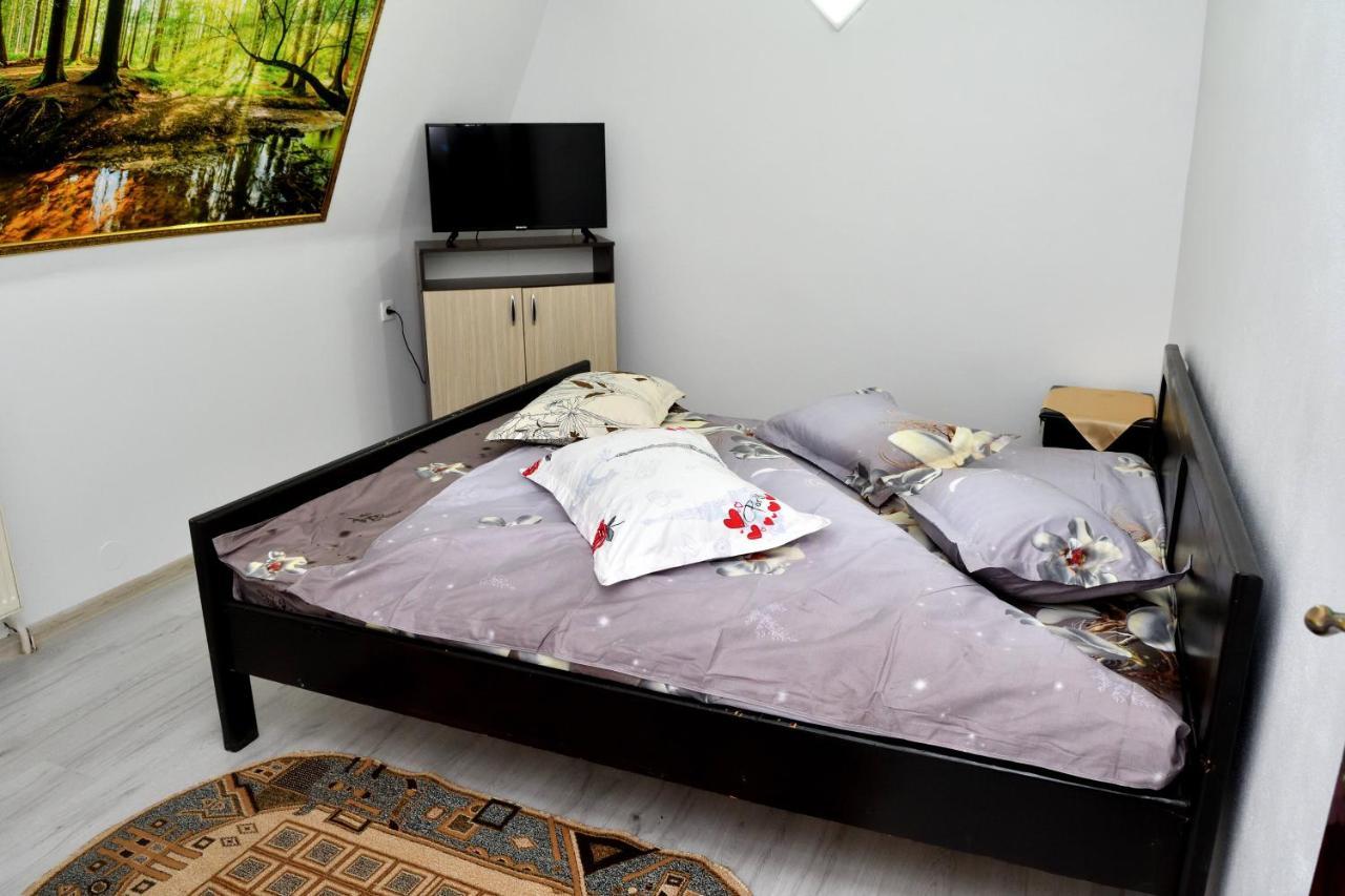 Hostel Casa Simescu I Caransebeş Zewnętrze zdjęcie